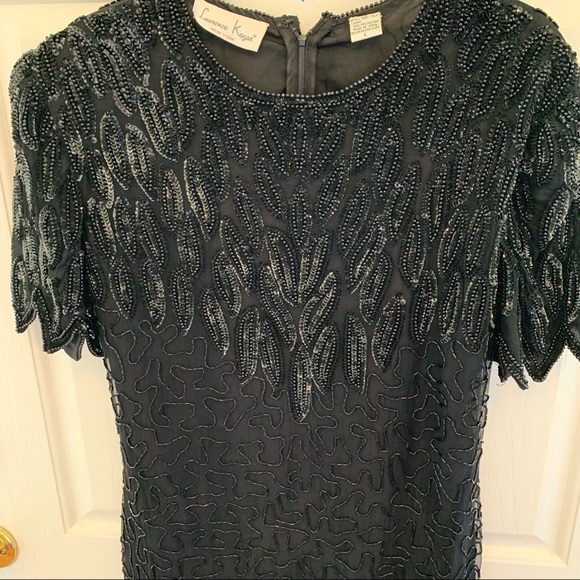 Vintage 80s Lawrence Kazar Sequin Abstract Bead Silk Scallop Flapper Min… - Picture 4 of 16